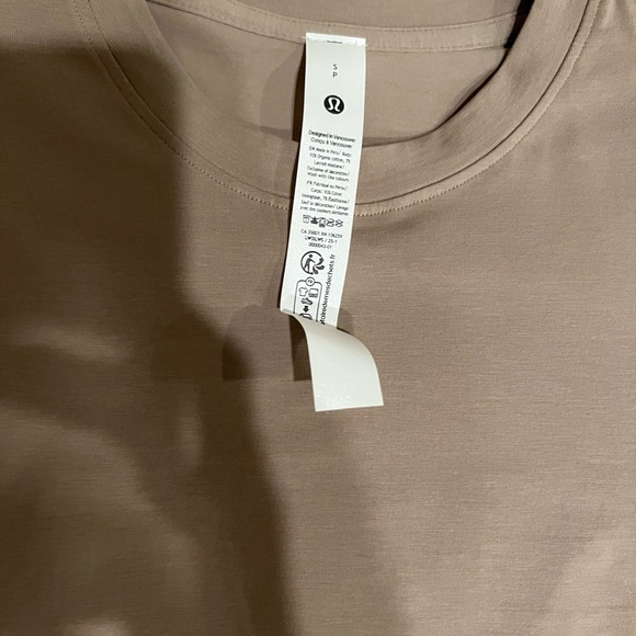 💕NWT Lululemon Baby Cotton Tee in tan💗 - Picture 2 of 6